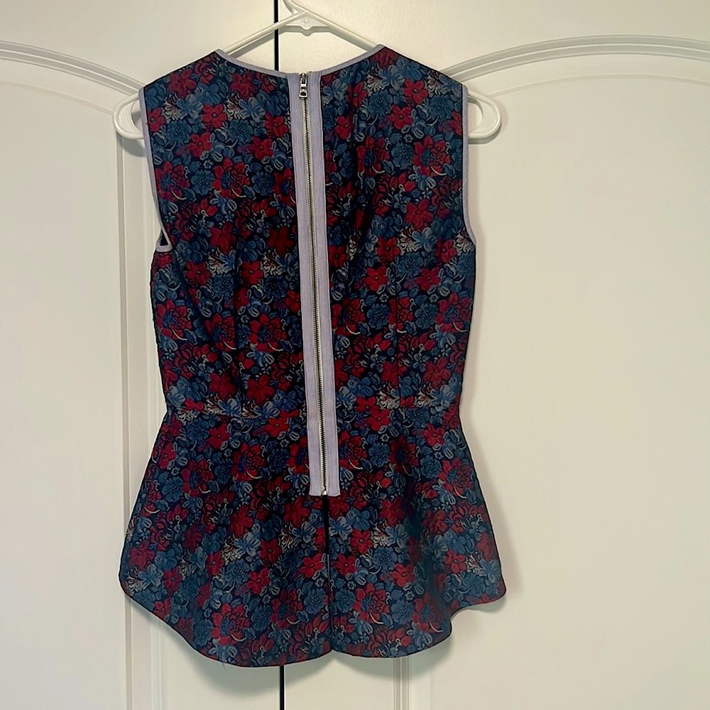 BCBG MaxAzria Top - Picture 2 of 5